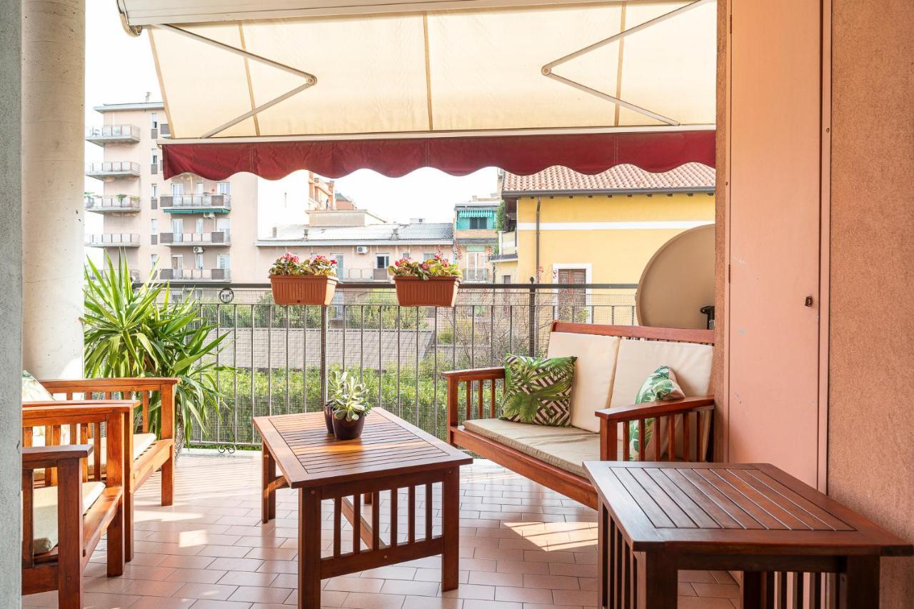 Casty Sweet Home - Parcheggio Privato Gratuito Milano Eksteriør billede
